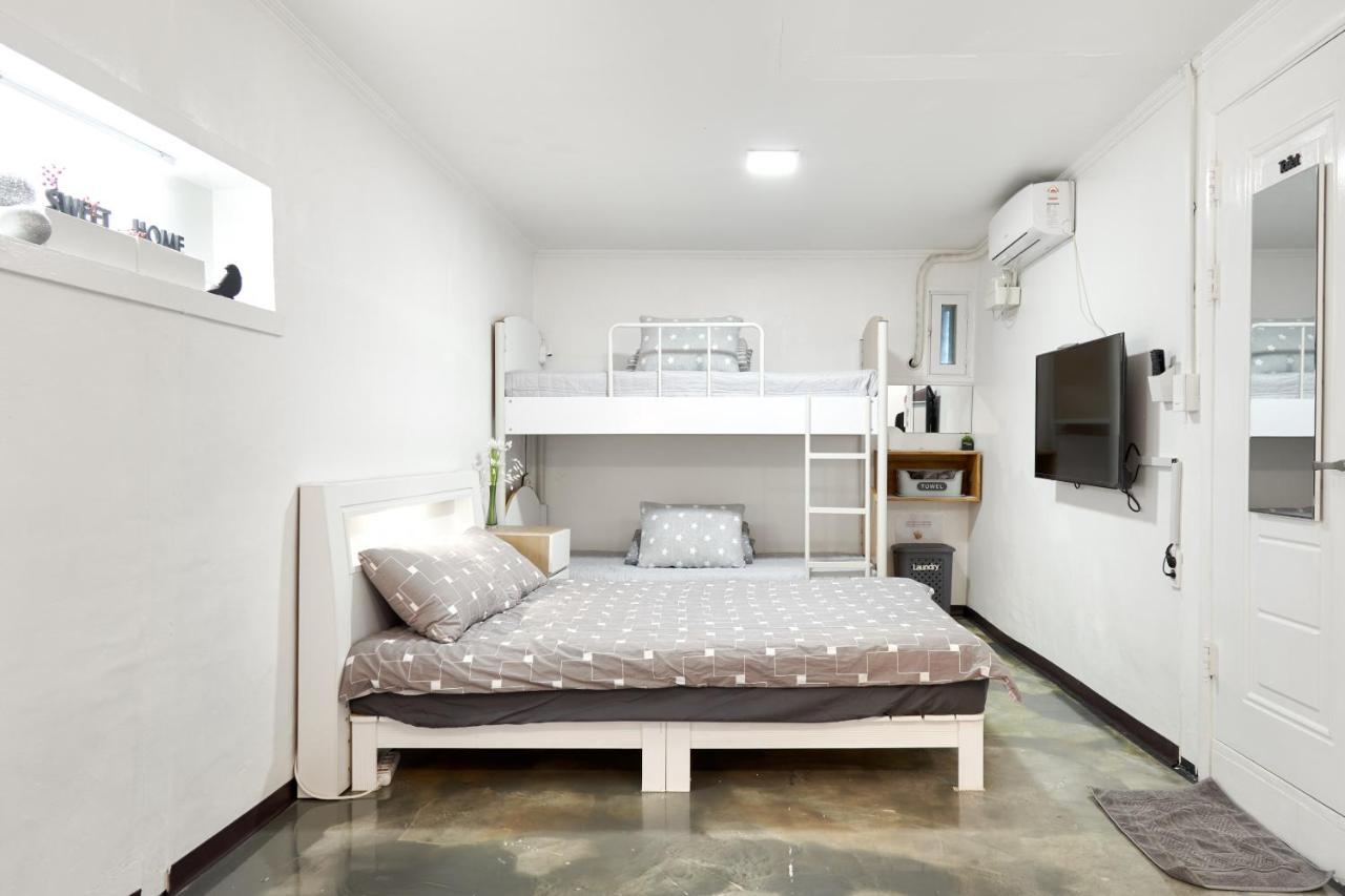 Jun Guesthouse Seul Zewnętrze zdjęcie